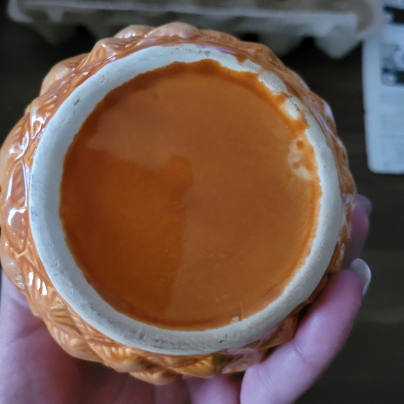 Pineapple Candy or Trinket Dish with Iid - Picture 6 of 6